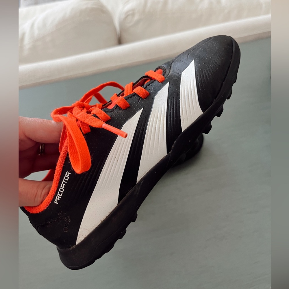 Adidas Predator 24 League Turf Cleats, Size 1.5